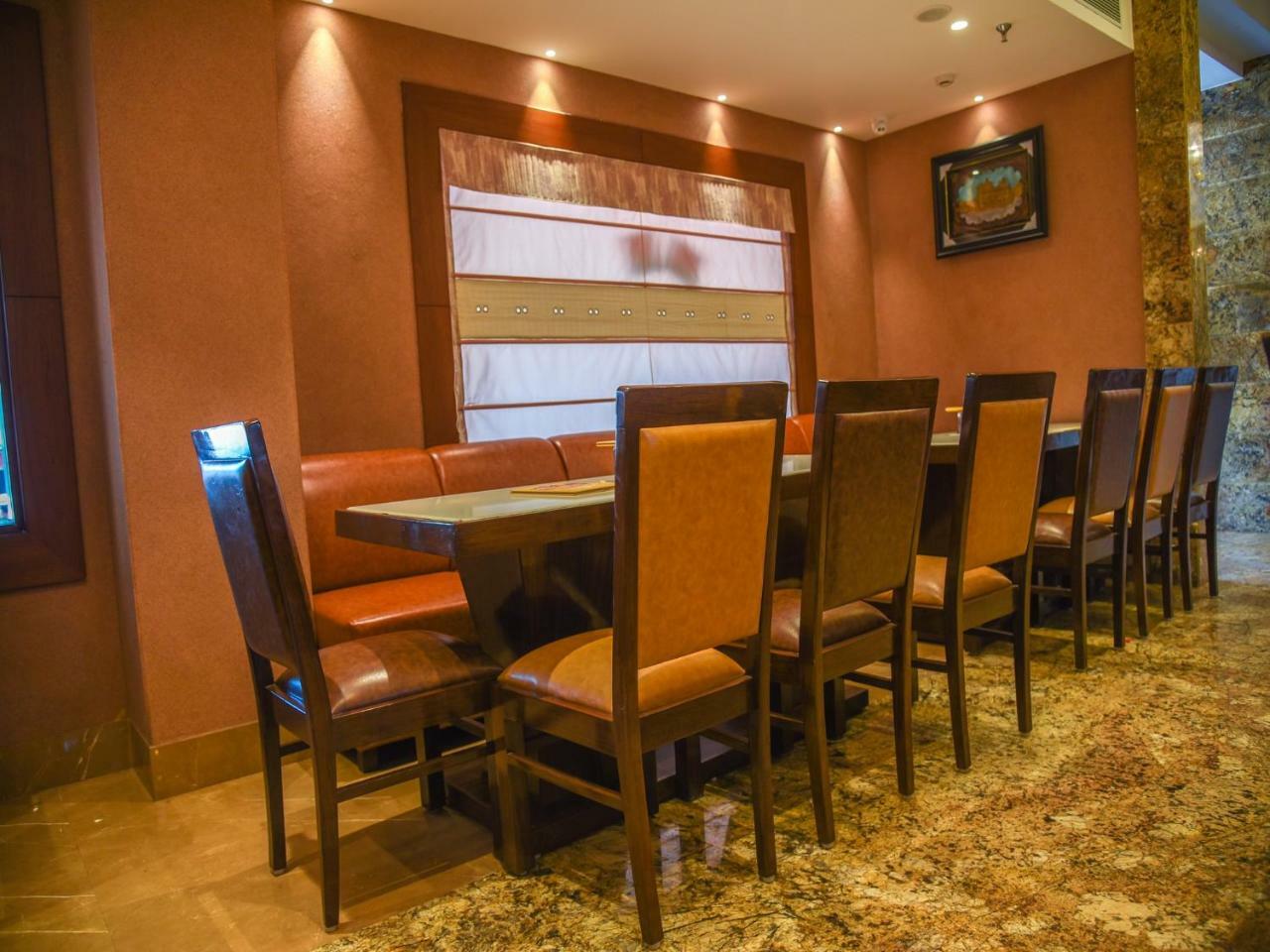 Bharawan Clarks Inn Express Амритсар Экстерьер фото